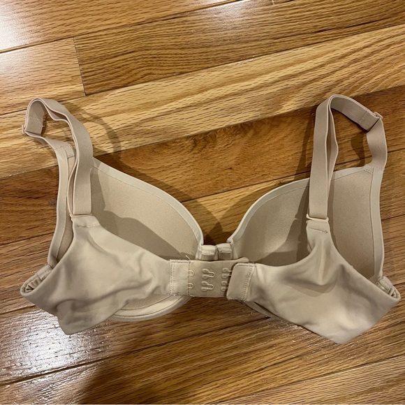 SKIMS Nude Bra Size 32B - Picture 2 of 4